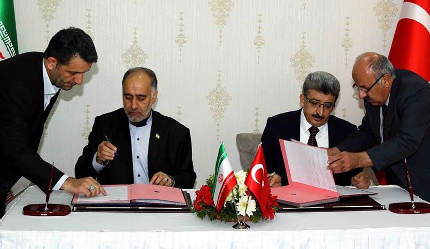 ایران و ترکیه توافقنامه امنیت مرزی امضا کردند
