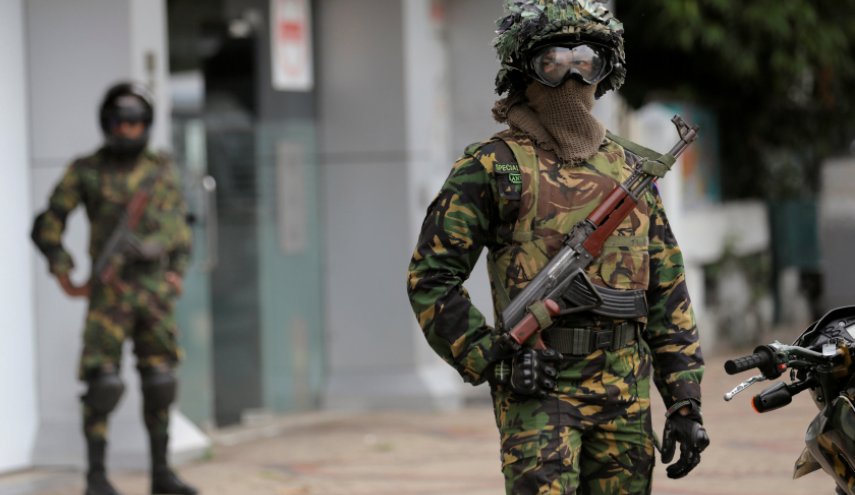 سريلانكا.. هجمات يشنها متشددون متخفون في زي الجيش