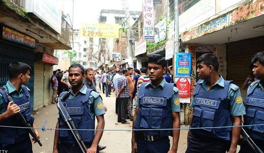 ’داعش’ يتبنى تفجيرا في بنغلاديش