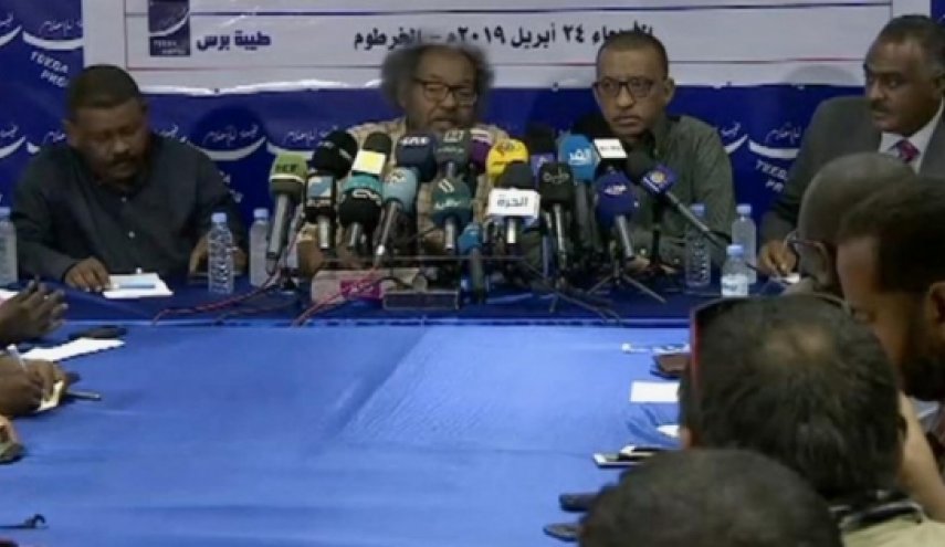 الحرية والتغيير في السودان: المجلس العسكري يريد التمسك بالسلطة
