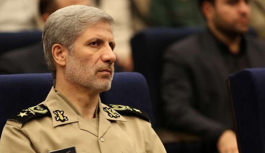 وزير الدفاع: الحظر على مبيعات النفط الإيرانية سيفشل