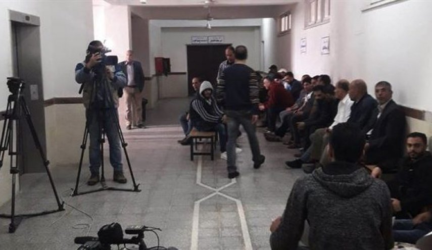 70 عائلة تعتصم داخل مقر الاونروا بغزة