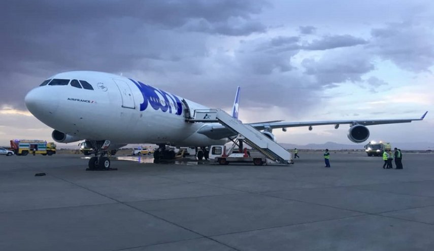 هواپیمای فرانسوی اصفهان را ترک کرد
