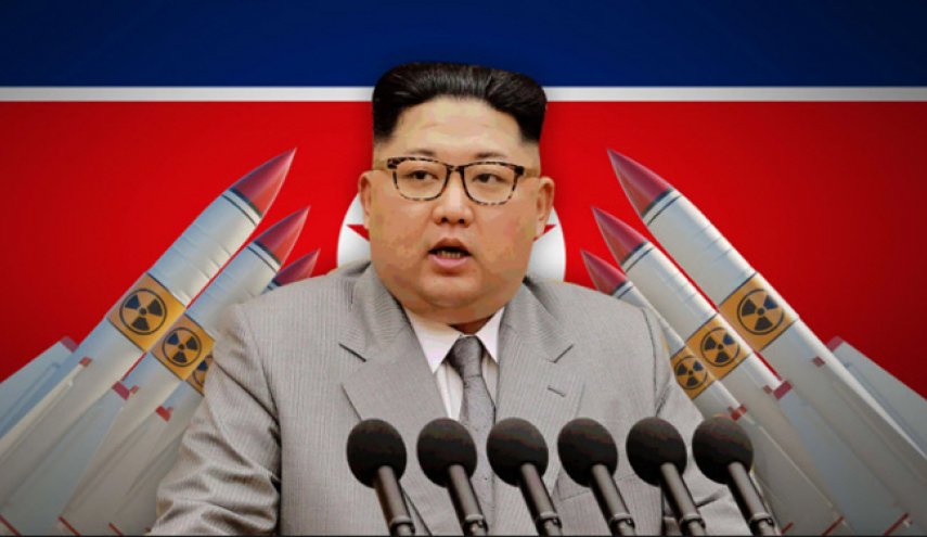زعيم كوريا الشمالية يشرف بنفسه على مناورات جيشه الأخيرة

