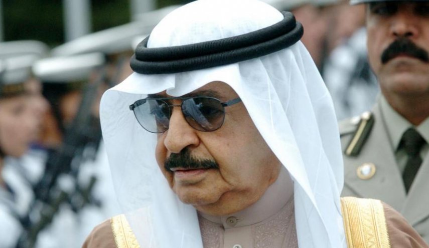 ما قصة اختفاء رئيس وزراء البحرين من مجلس الملك وظهوره في الكويت؟