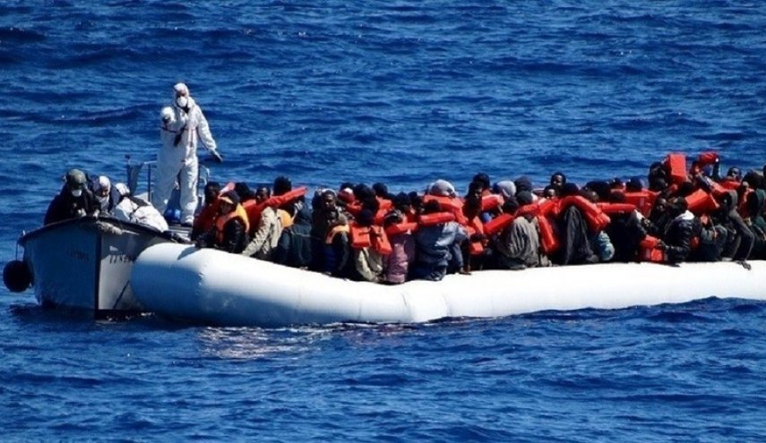 إيطاليا تصادر قارب منظمة خيرية بعد إنقاذه مهاجرين من البحر