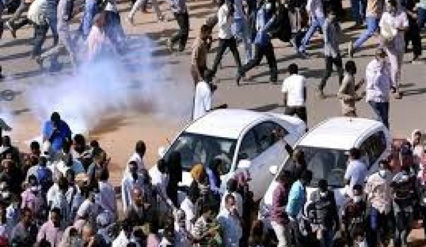 زخمی شدن 10 تظاهرات‌کننده در پی تیراندازی نیروهای امنیتی سودان