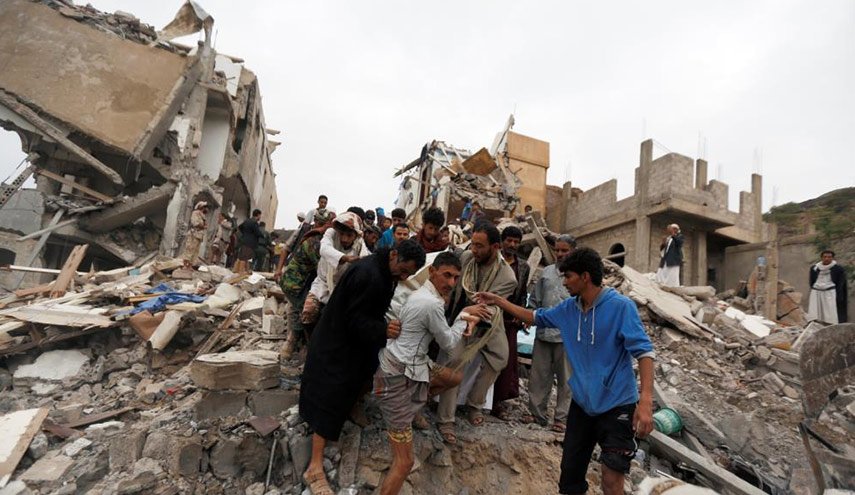 استشهاد 9 يمنيين وإصابة آخرين بغارات للعدوان على تعز 

