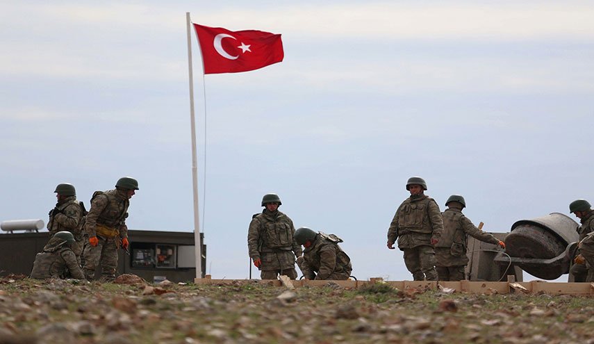 قصف صاروخي مكثف للجيش التركي على تل رفعت