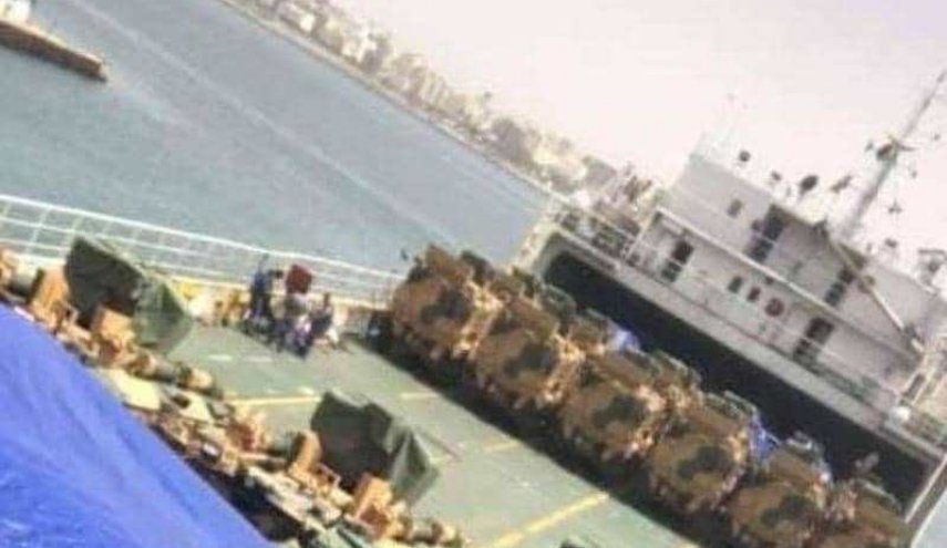 ورود کشتی حامل کمک‌های نظامی ترکیه به طرابلس 