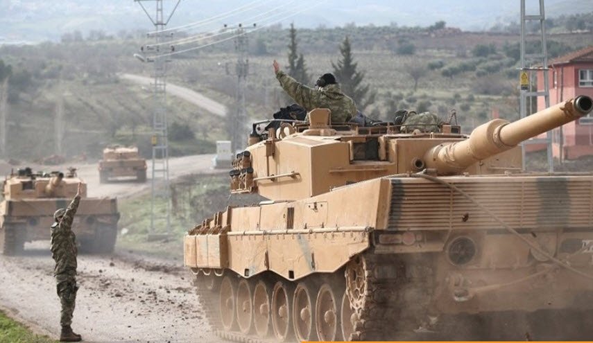 وزير دفاع تركيا يصدر تصریحا 'مثیرا للجدل' عن إدلب