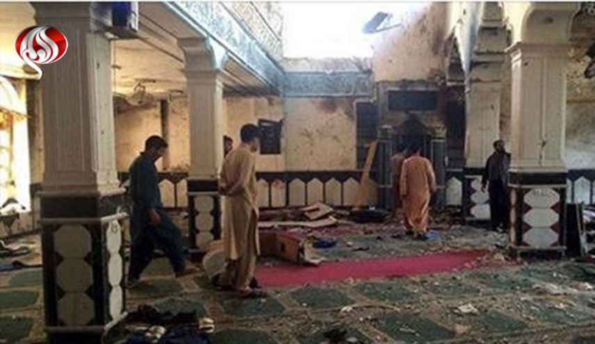 وقوع انفجار درمیان نمازگزاران کابل؛ امام جماعت مسجد جان باخت