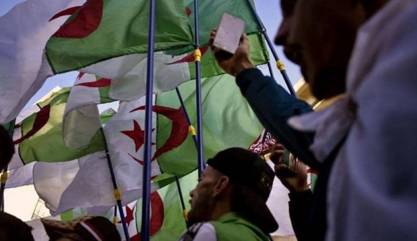 هیچ فردی برای انتخابات ریاست‌جمهوری الجزایر نامزد نشد
