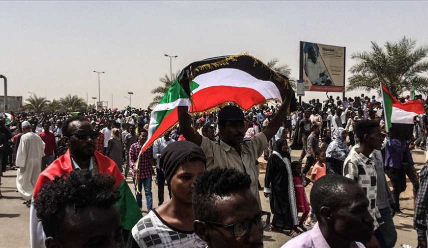 بازداشت ده‌ها افسر سودانی به اتهام تلاش برای کودتا

