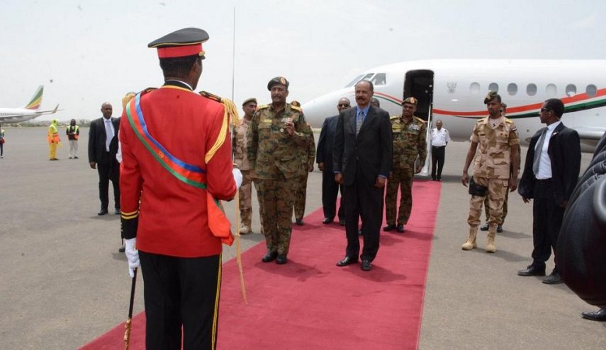 السودان يعلن إعادة فتح الحدود مع إريتريا