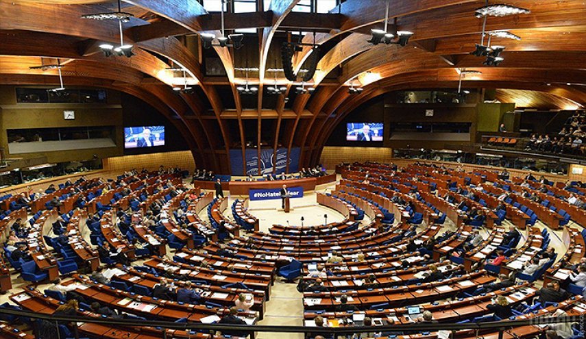 الجمعية البرلمانية لمجلس أوروبا تجيز عودة روسيا اليها