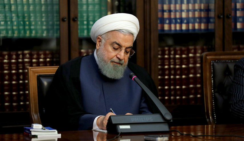 الرئيس روحاني يوعز بتعبئة الامكانيات للمناطق المنكوبة بالهزة الارضية في خوزستان