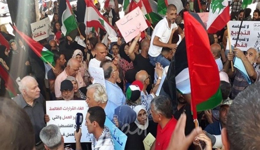 دعوات لاستمرار التحركات الاحتجاجية بالمخيمات الفلسطينية في لبنان