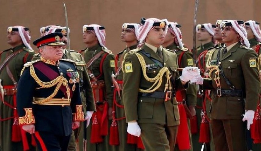 العاهل الأردني يعين قائدا جديدا لأركان الجيش