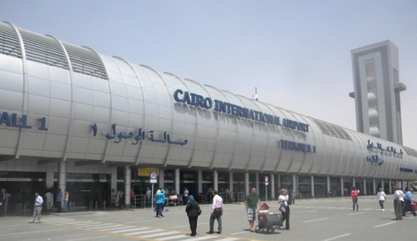حادثة حزينة أشبه بقصص الأفلام في مطار القاهرة