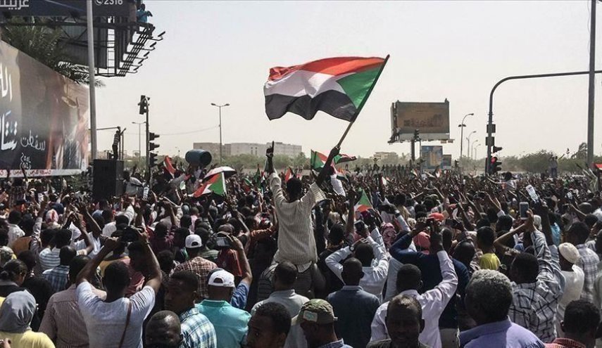 قوى التغيير بالسودان: توزيع أسلحة نارية لإستهدف المواطنيين والعسكريين من قبل عناصر النظام البائد