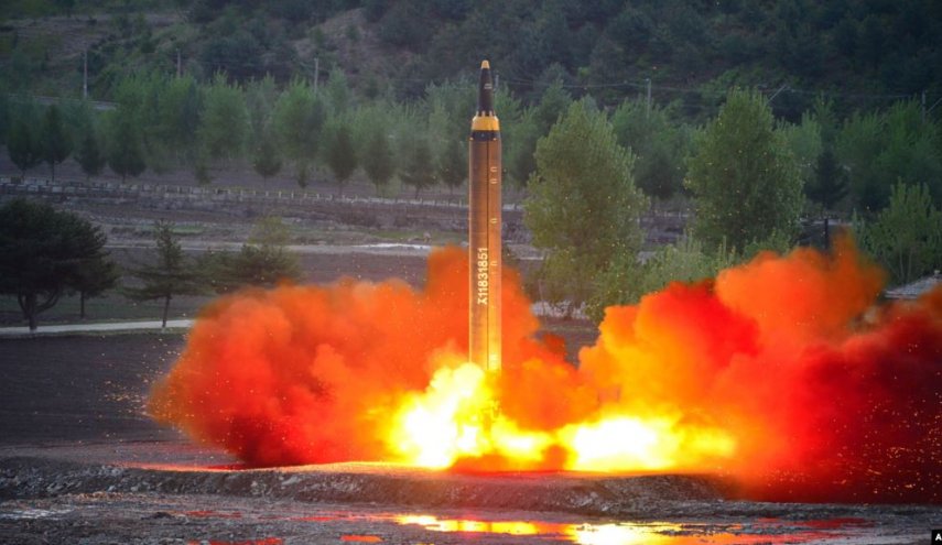 كوريا الشمالية تطلق مقذوفات غير محدّدة قصيرة المدى