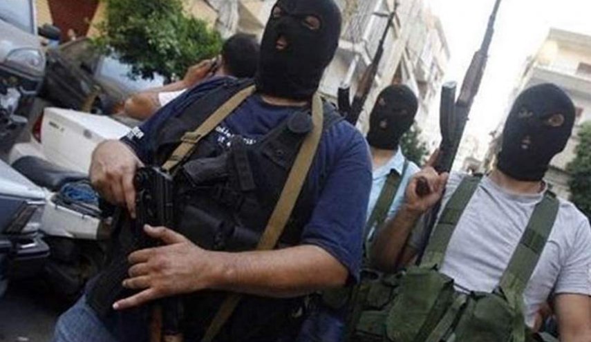 مسلحون يسلبون شخصا 12 الف دولار جنوب غربي بغداد 