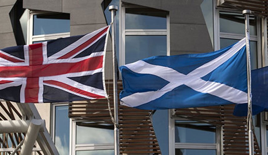 اسکاتلندی ها برگزاری همه پرسی دوم و استقلال از انگلیس را خواستارند