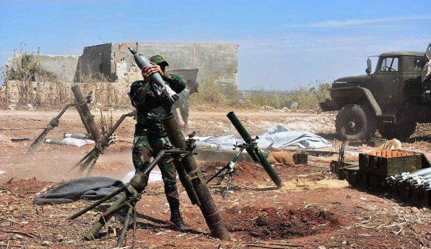 الجيش السوري يقصف معاقل الإرهابيين بسهل الغاب في حماه