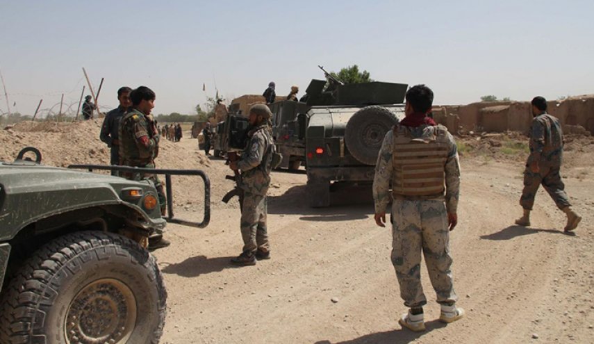 مقتل انتحاريين بالقرب من معسكر للجيش الأفغاني في بغلان