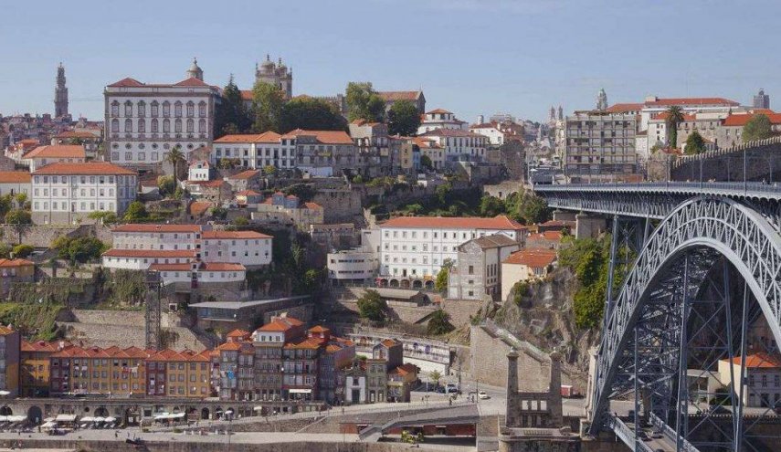 البرتغال تعتمد سياسة 'الأذرع المفتوحة' لاستقطاب مزيد من المهاجرين