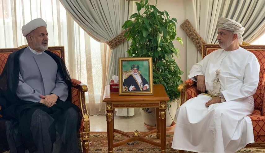 ايران و عمان تؤكدان علی توسيع العلاقات الثنائية
