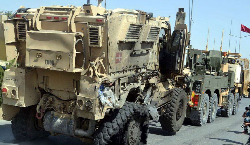 انهدام تانک زرهی در حمله انتحاری به کاروان نظامیان خارجی در افغانستان 