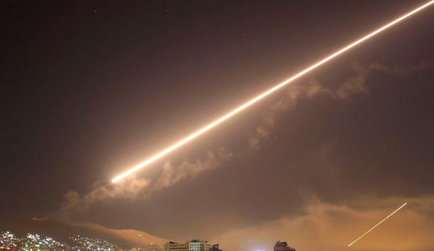 يعالون: نتانياهو يستغل الهجوم على سوريا لأغراض سياسية داخلية