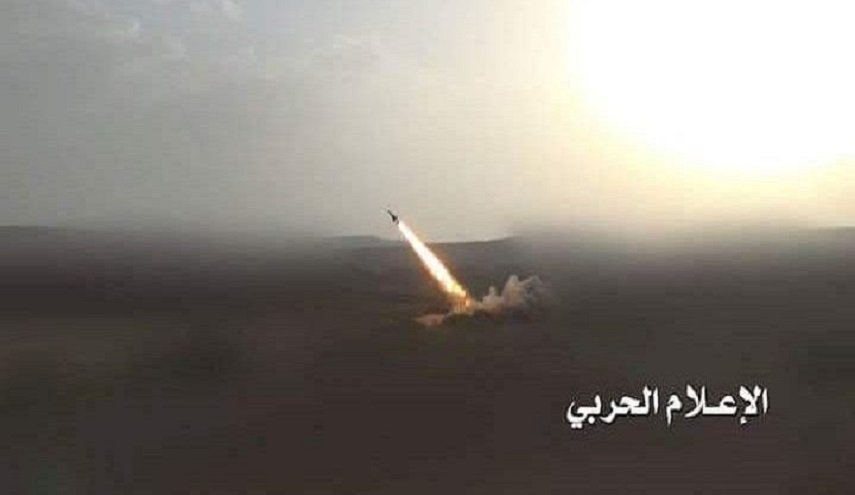 صواريخ يمنية تدك مرتزقة الجيش السعودي في أكثر من جبهة