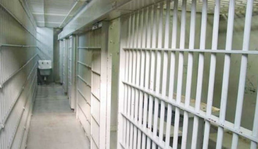 علي فخراوي يكشف الظروف المروعة في سجن جو البحريني