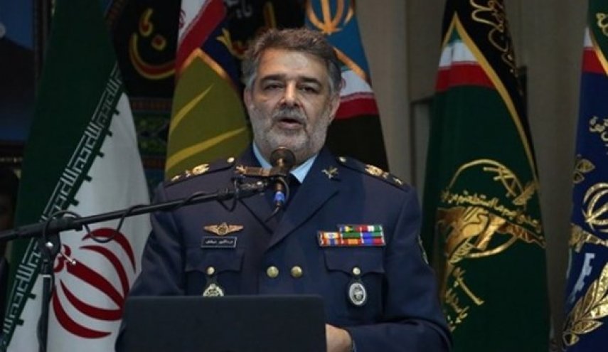 قائد عسكري ايراني يكشف عن عرض قدمته روسيا والصين لطهران 