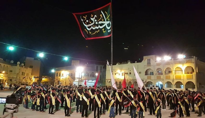 بلدة المصلى تفتتح موسم عاشوراء برفع راية الإمام الحسين (ع)