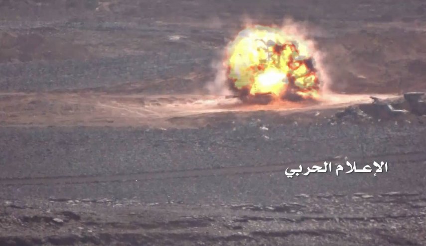 تدمير دبابة للجيش السعودي وكسر زحف للمرتزقة في جيزان
