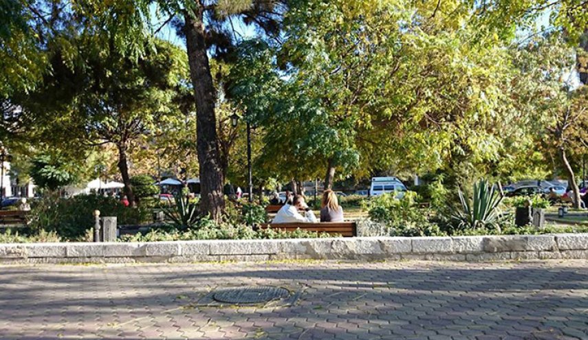 دمشق.. فرض عقوبة على من يمارس أفعالاً 'غير أخلاقية' في الحدائق