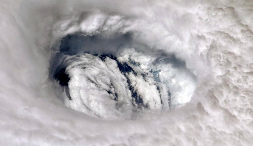 صور مذهلة من 'ناسا'.. كيف بدا الإعصار دوريان من الفضاء؟