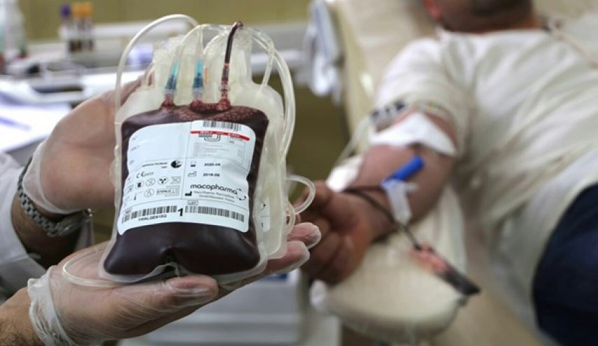 إقبال جماهيري واسع في ايران للتبرع بالدم في يوم عاشوراء