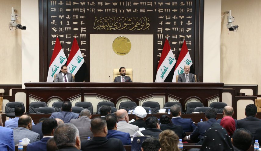 تحالف المحور الوطني يعلق عضوية كافة اعضائه في البرلمان العراقي
