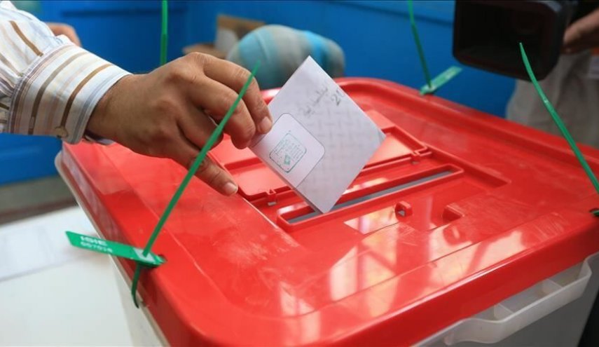 تونس... السجن لمن يصوّر ورقة الإقتراع 
