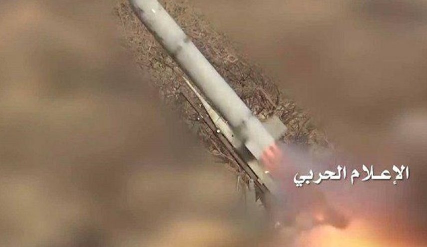 شلیک موشک بالستیک به مواضع ائتلاف سعودی در شمال غرب یمن
