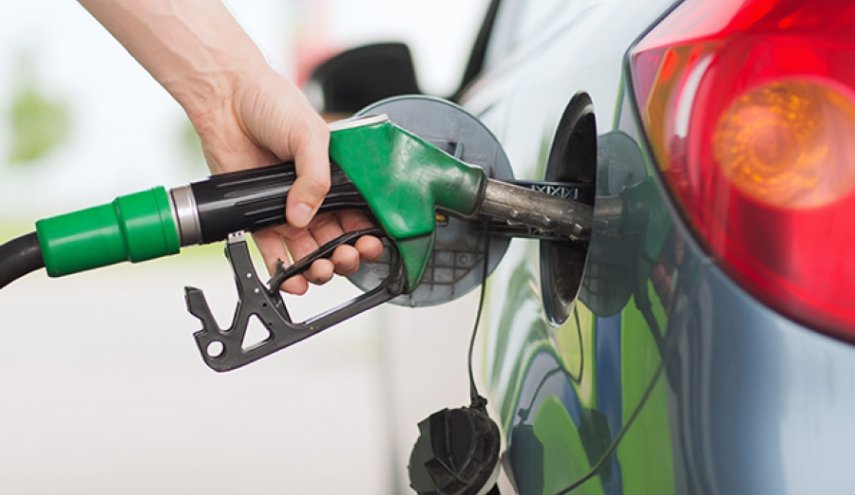 رویترز: قیمت بنزین در آمریکا امروز افزایش یافت
