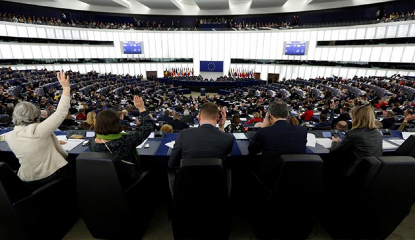 البرلمان الأوروبي يحمل بريطانيا مسؤولية تداعيات ‘بريكست’ دون صفقة
