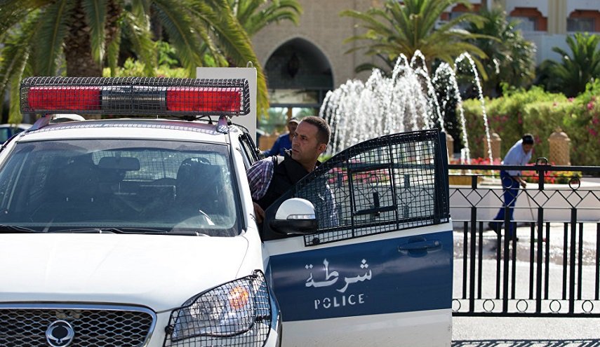تونس..الأمن يفض اعتصام المحامين والقضاة يقررون الإضراب