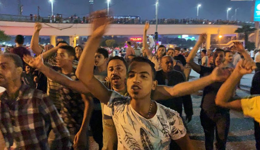 ابراز نگرانی رسانه‌های صهیونیستی درباره آغاز تظاهرات در مصر
