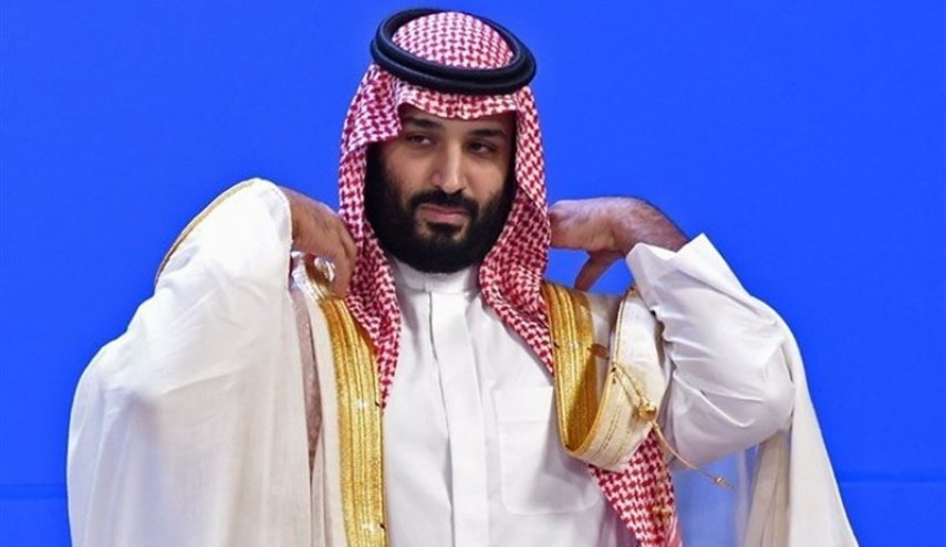 مغرد قطري شهير يكشف عن محاولات بالسعودية للاطاحة بابن سلمان